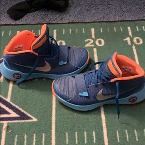 KD trey 5’s Blue/Orange